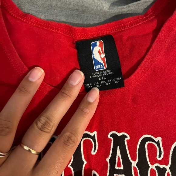 NBA Chicago Bulls Rhinestone Crop Top - Picture 3 of 6